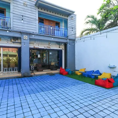 Balini 9 Hostel